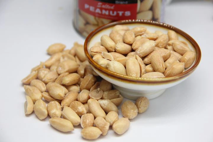 मूंगफली की गिरी आ रही है